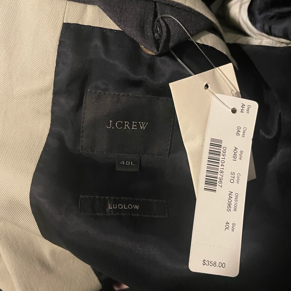 J Crew Ludlow jacket in khaki, brand new! Size 40 L